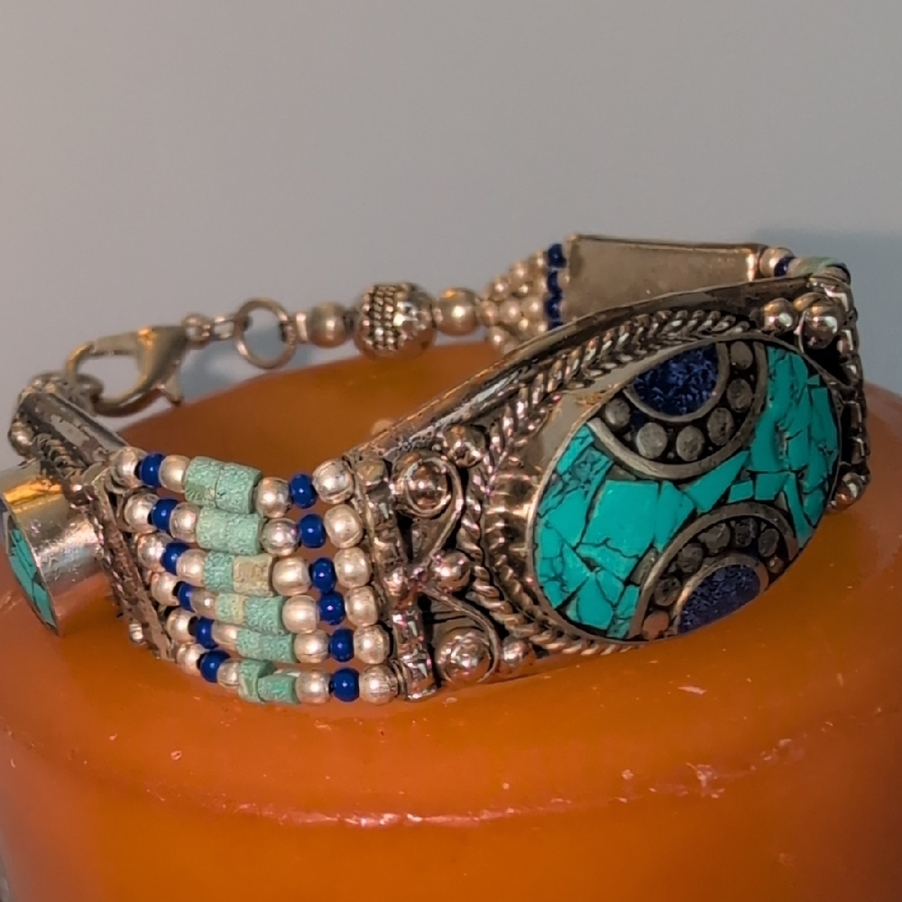 NWOT TIBETAN SILVER ARTISAN HANDCRAFTED BEADED bracelet - Picture 3 of 8